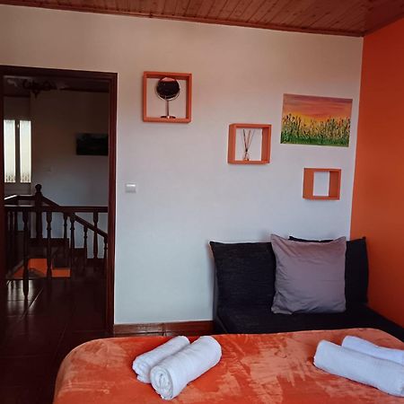 Casa Central - Peceful Mountain Retreat In Calheta Ribeira do Raposo Dış mekan fotoğraf