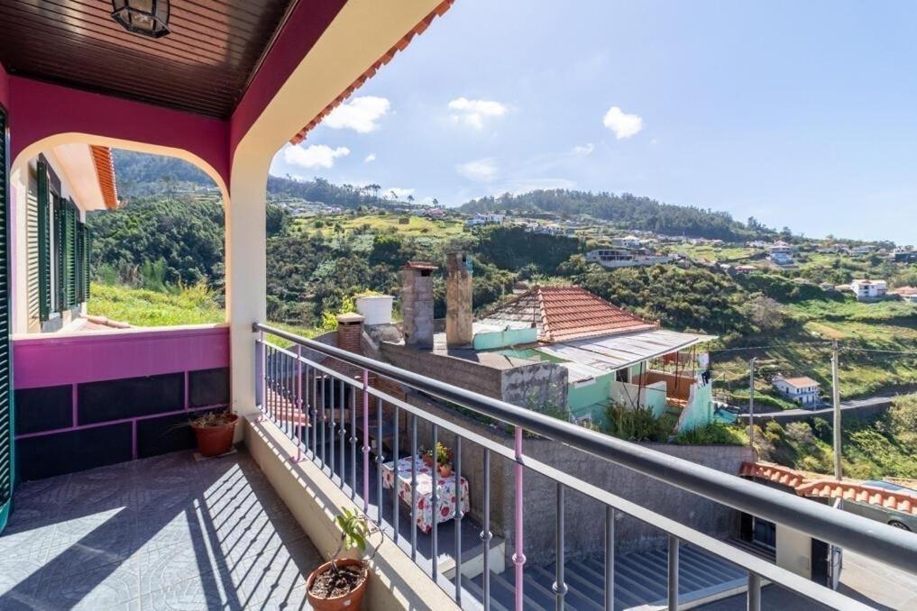 Casa Central - Peceful Mountain Retreat In Calheta Ribeira do Raposo Dış mekan fotoğraf