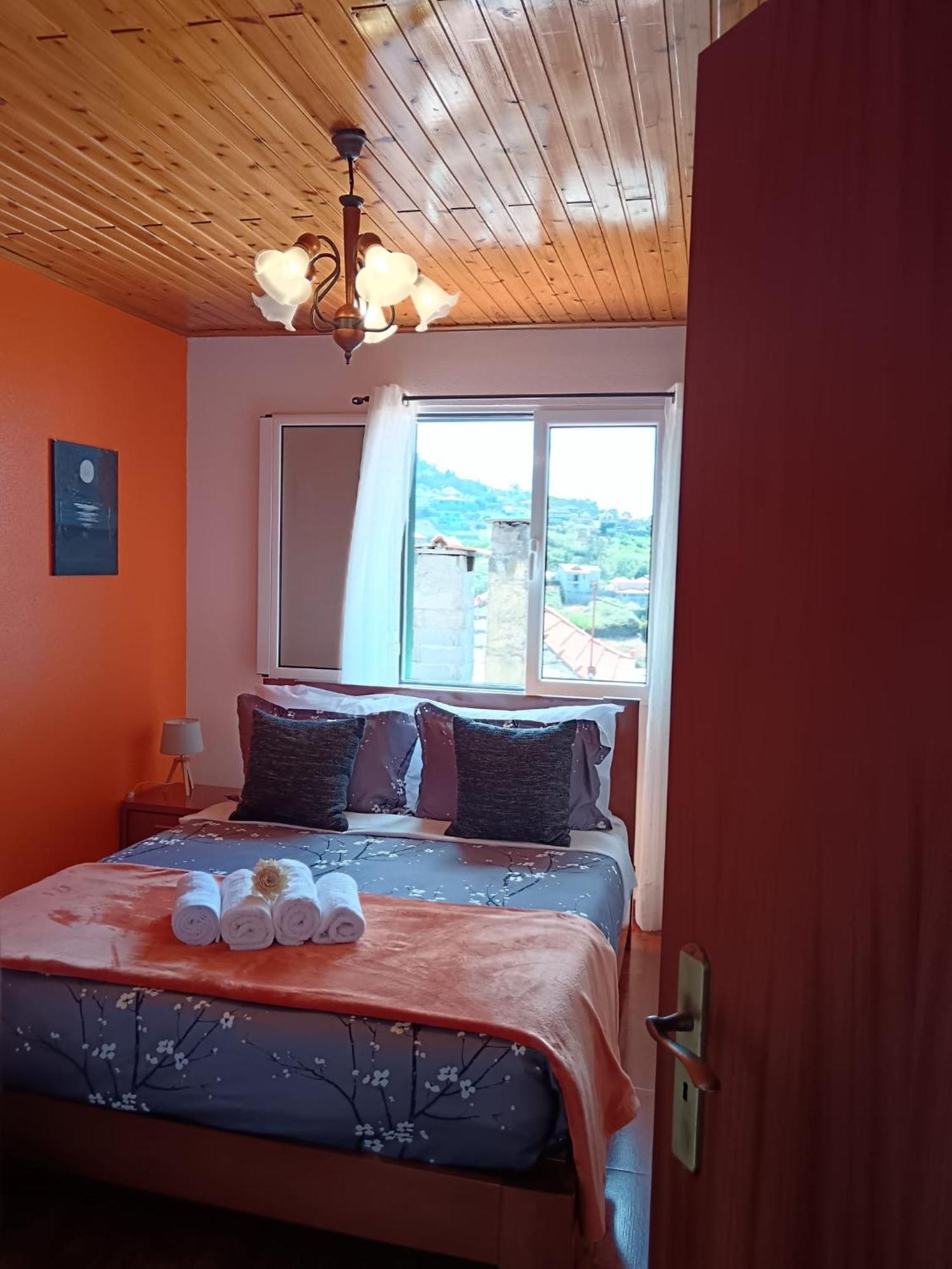 Casa Central - Peceful Mountain Retreat In Calheta Ribeira do Raposo Dış mekan fotoğraf