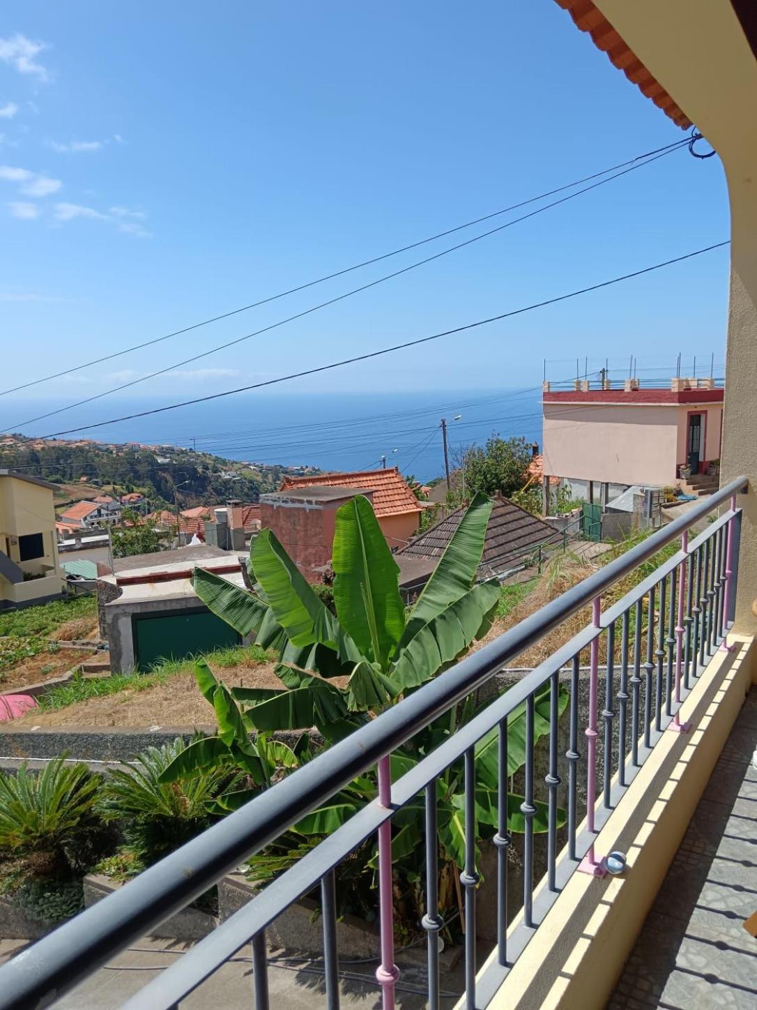 Casa Central - Peceful Mountain Retreat In Calheta Ribeira do Raposo Dış mekan fotoğraf