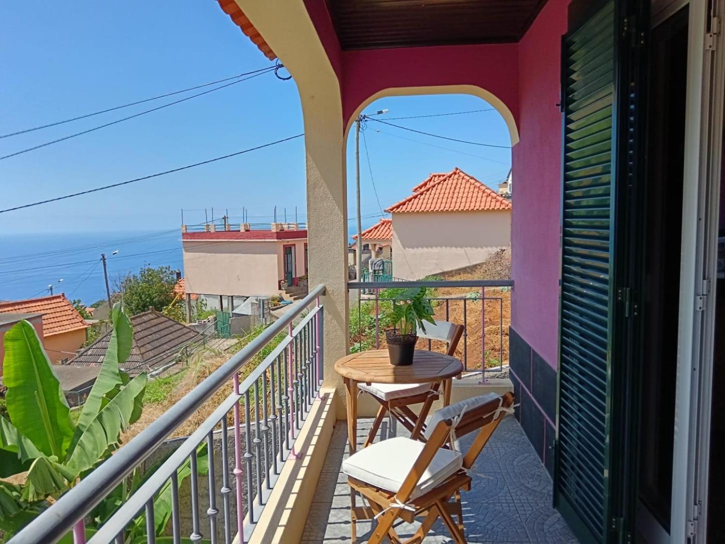 Casa Central - Peceful Mountain Retreat In Calheta Ribeira do Raposo Dış mekan fotoğraf