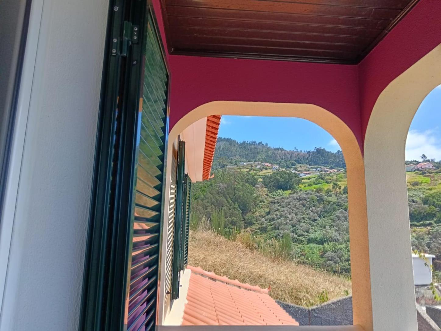 Casa Central - Peceful Mountain Retreat In Calheta Ribeira do Raposo Dış mekan fotoğraf