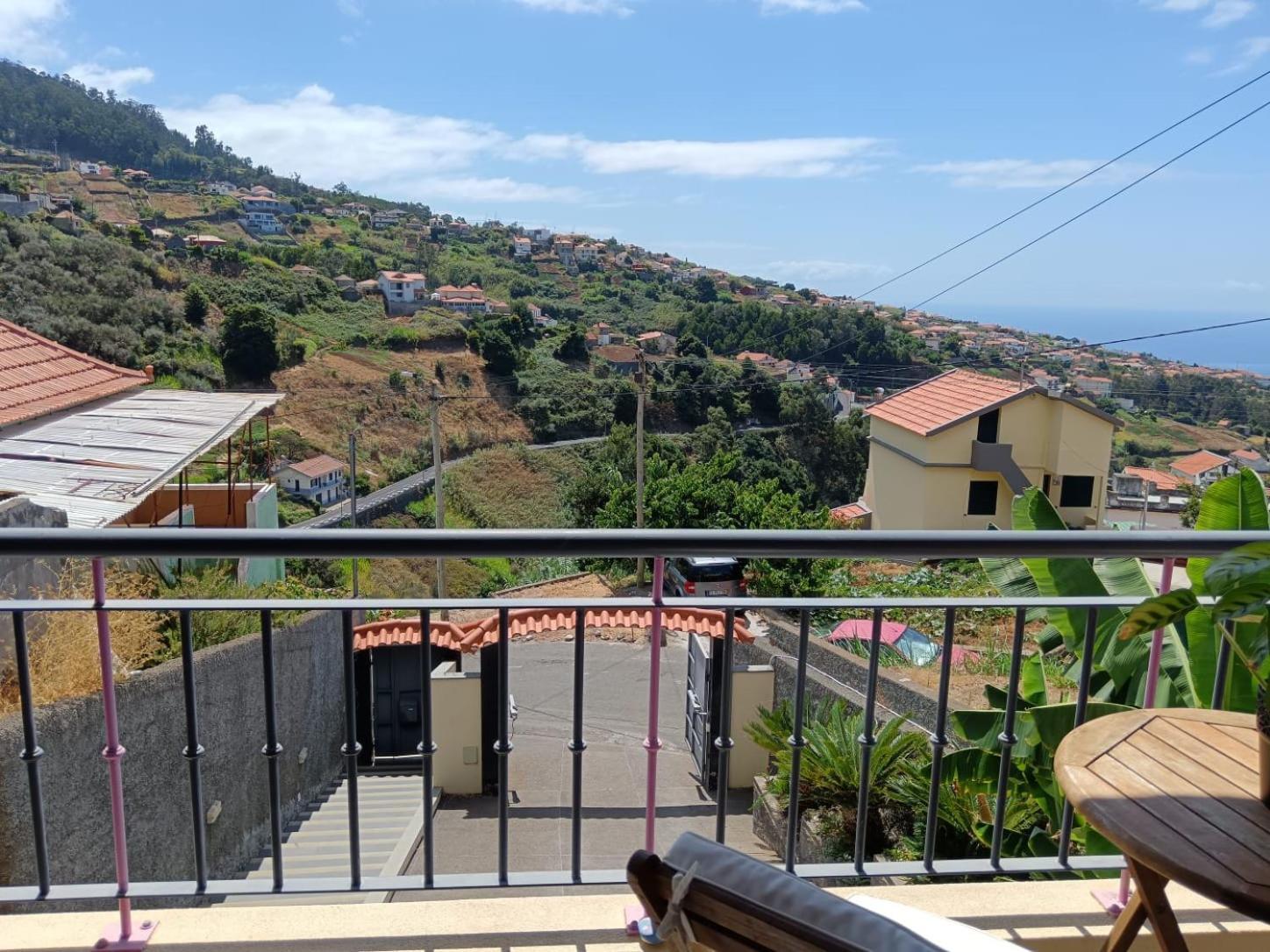 Casa Central - Peceful Mountain Retreat In Calheta Ribeira do Raposo Dış mekan fotoğraf